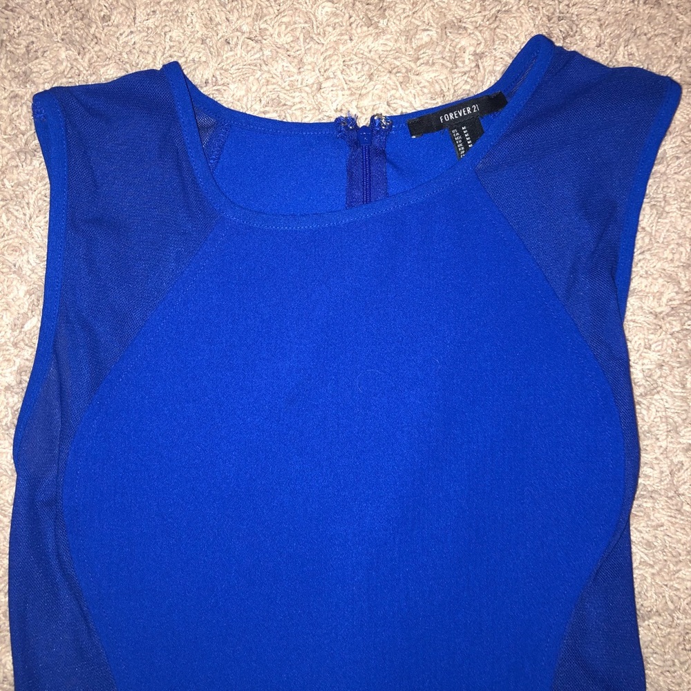 Dress - Picture 4 of 5